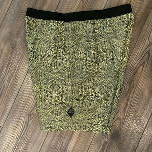 Prana Mojo Shorts Lime Green - L
